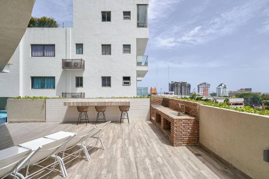 Escape Apartments, Balcony, Pool, Gym & Spa In La Julia 聖多明哥 外观 照片