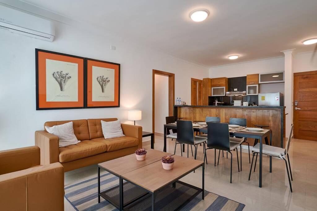 Escape Apartments, Balcony, Pool, Gym & Spa In La Julia 聖多明哥 外观 照片