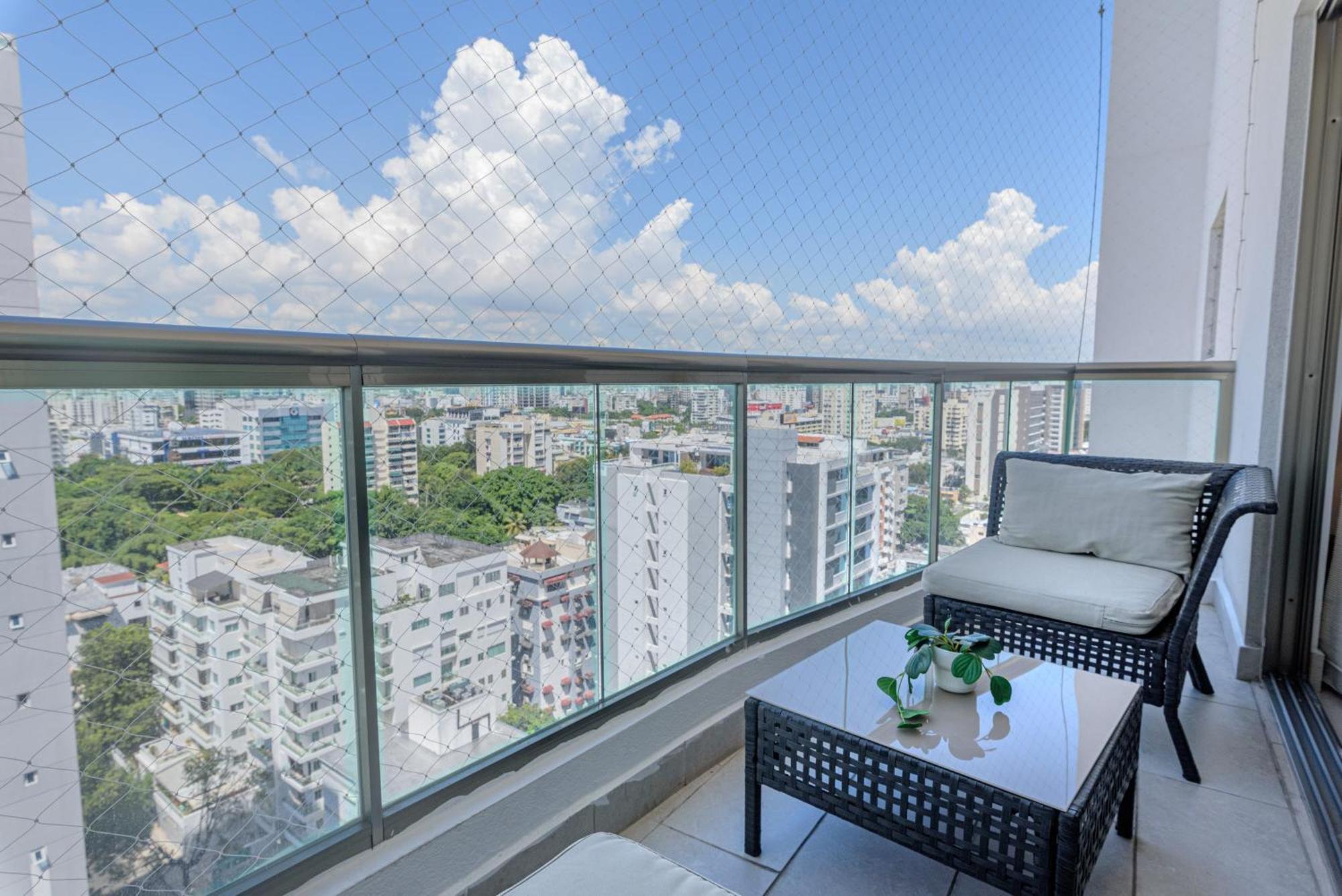 Escape Apartments, Balcony, Pool, Gym & Spa In La Julia 聖多明哥 外观 照片